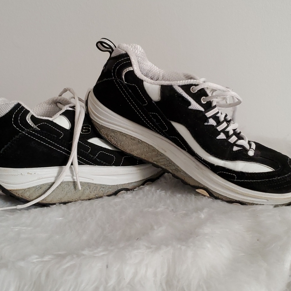 Skechers Shape ups Toning Womans 9 Sneakers